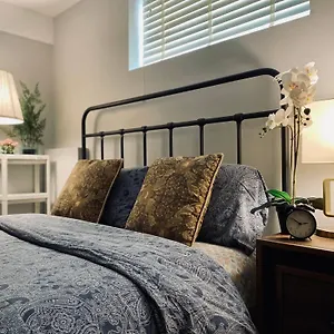  Villa Newly Renovated Elephant Close To Banff And Business Center