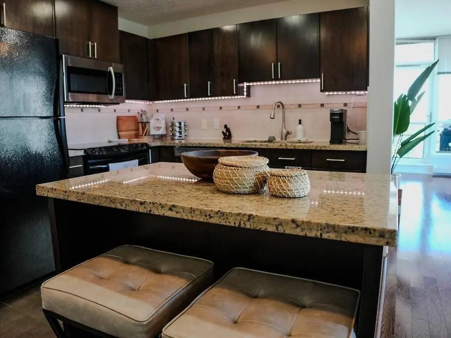 Elevated Elegance Apartment Calgary 0*,